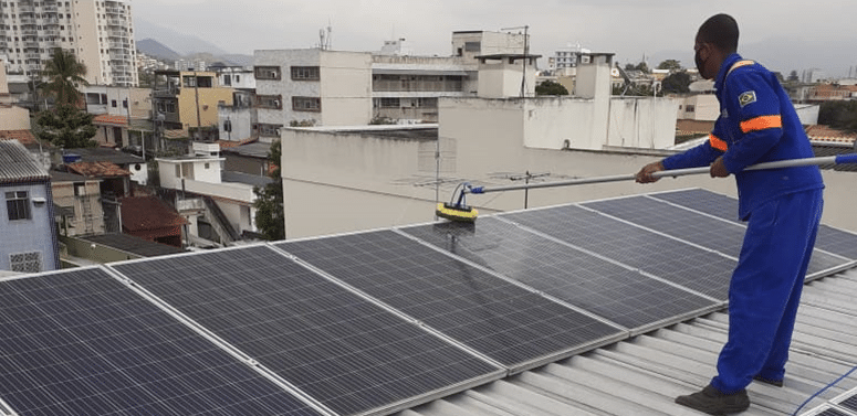 Como Realizar A Limpeza Das Suas Placas Solares?